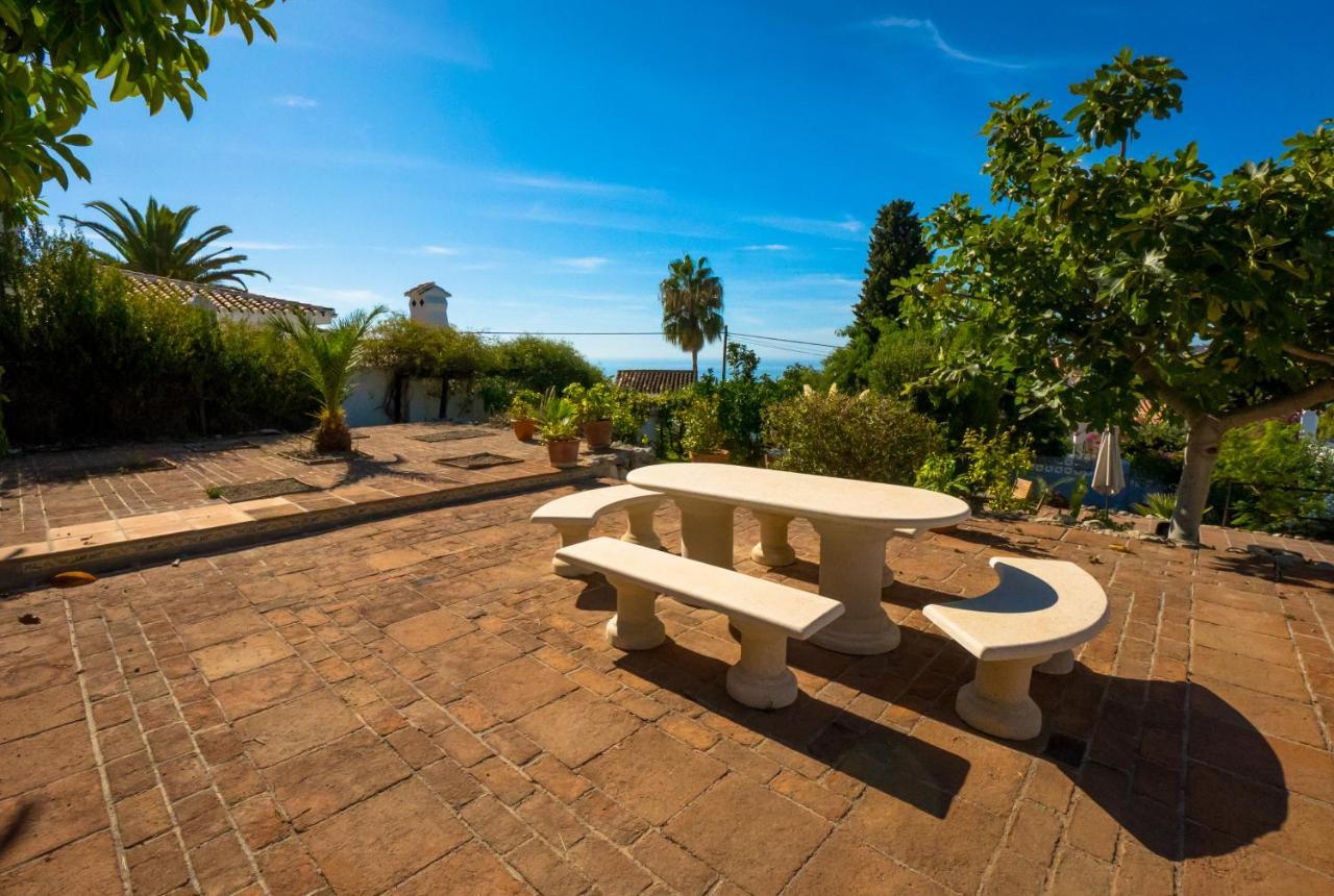 Private Heated Pool, Jacuzzi & 1225M2 Garden In Villa Cipreses Frigiliana Ngoại thất bức ảnh