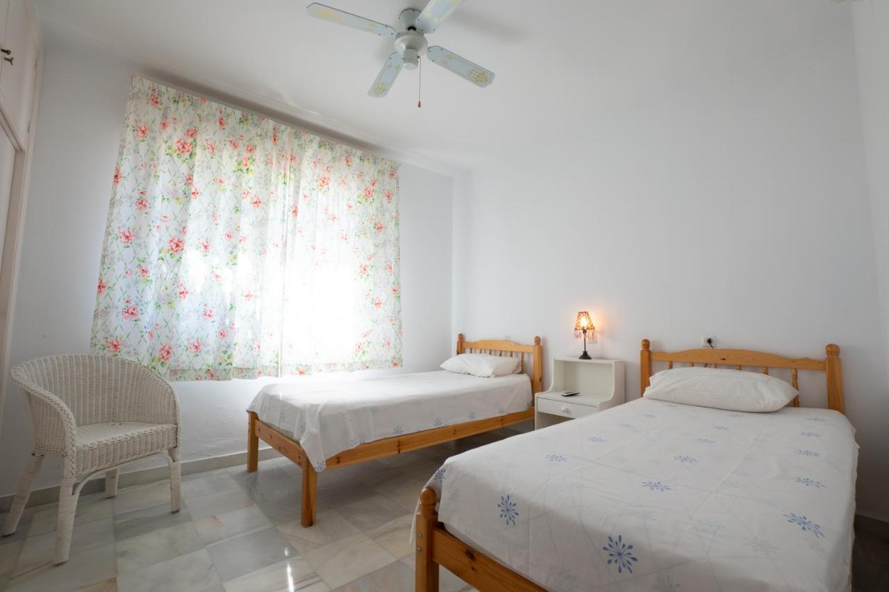Private Heated Pool, Jacuzzi & 1225M2 Garden In Villa Cipreses Frigiliana Ngoại thất bức ảnh