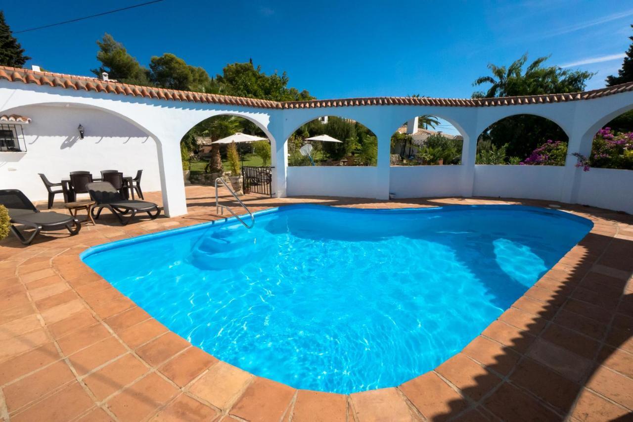 Private Heated Pool, Jacuzzi & 1225M2 Garden In Villa Cipreses Frigiliana Ngoại thất bức ảnh