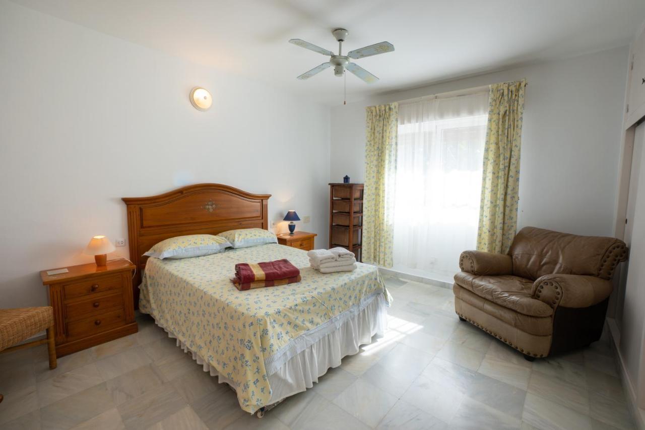 Private Heated Pool, Jacuzzi & 1225M2 Garden In Villa Cipreses Frigiliana Ngoại thất bức ảnh